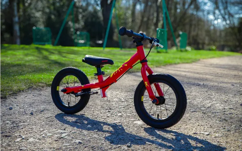 Squish 12-inch Kids' Balance Bike in Red-3