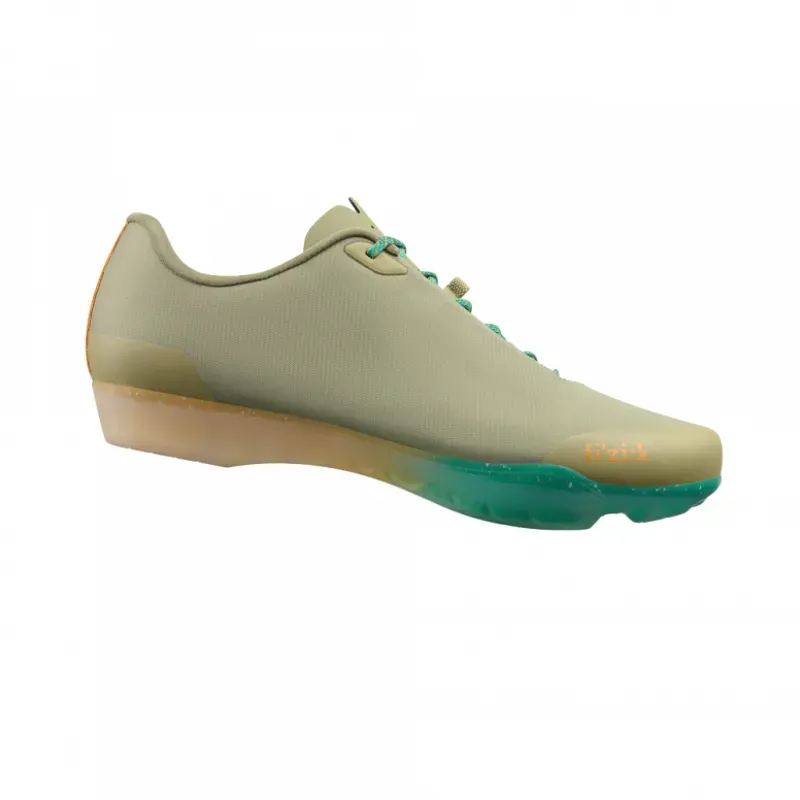 Fizik Tempo Beat Shoes in Sage Green/Desert
