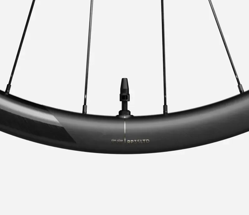 Oquo RP35LTD Front Wheel In Carbo Raw Gloss-1