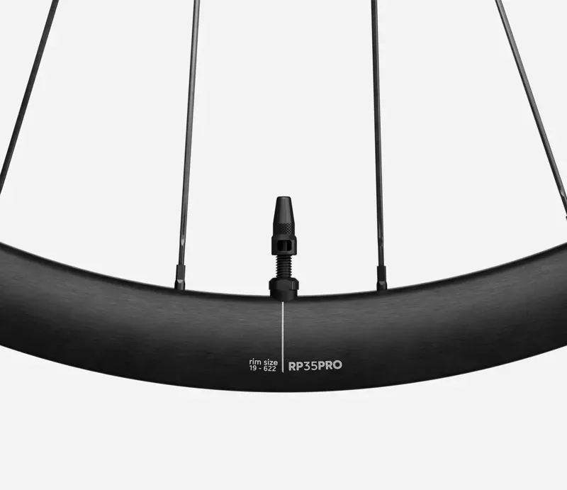 Oquo RP35Pro Shimano Hg Wheel Set In Black Matt-1
