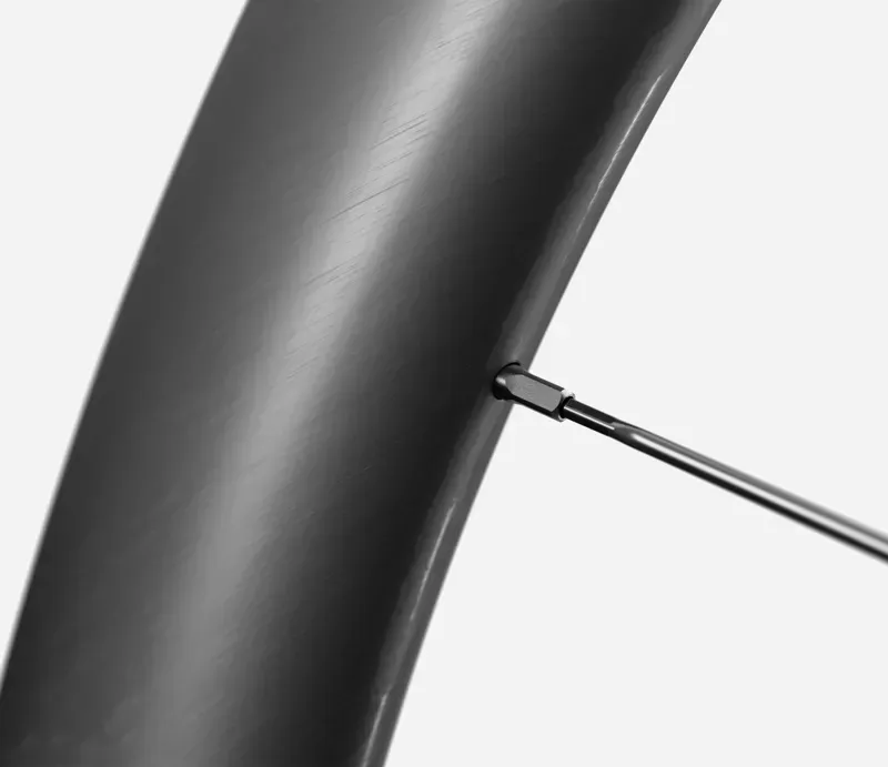 Oquo RP45Team Front Wheel In Carbon Raw Gloss-2