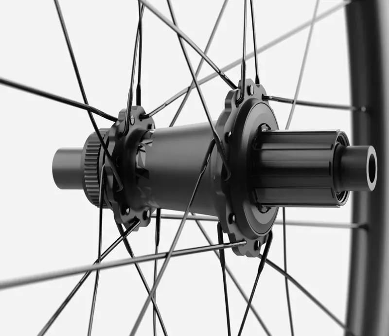 Oquo RP57LTD Shimano Hg Rear Wheel In Carbon Raw Gloss-4