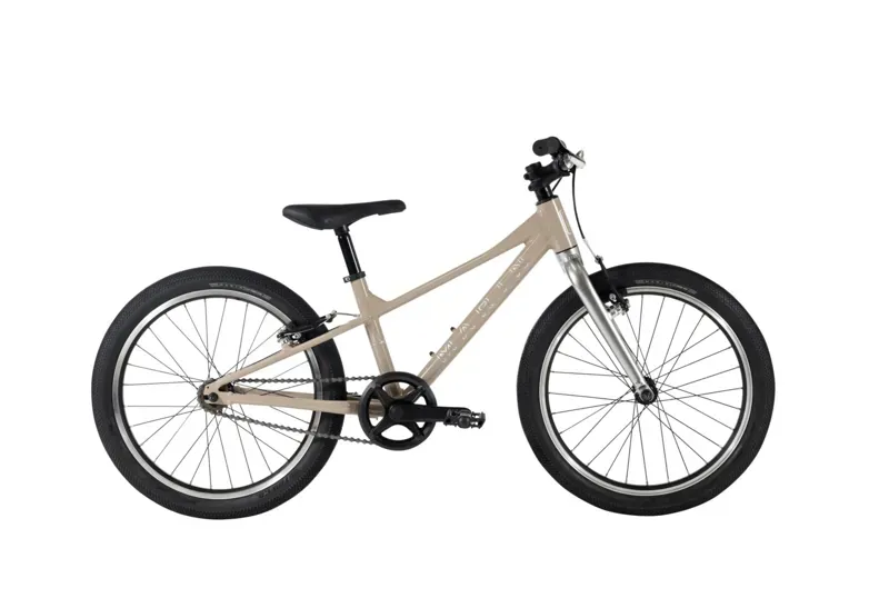 Marin Coast Trail 20 1 in Mocha/Silver