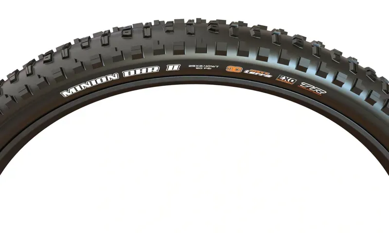 Maxxis Minion DHR II Folding 3C TR DD Maxx Terra Tyre in Black-2