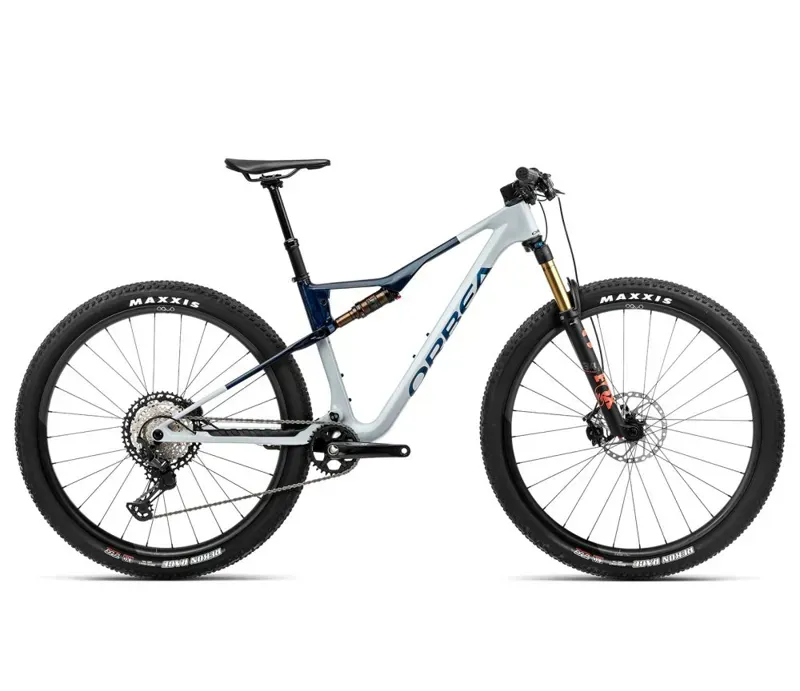 Orbea Oiz M10 Mountain Bike In Halo Silver/Blue Carbon 