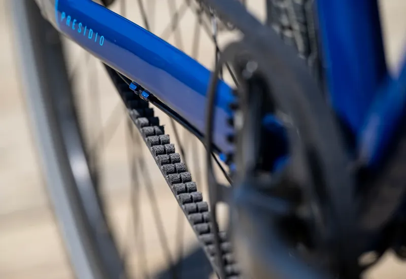 Marin Presidio 3 Road Bike In Gloss Navy/Dark Silver/Silver Cyan-1