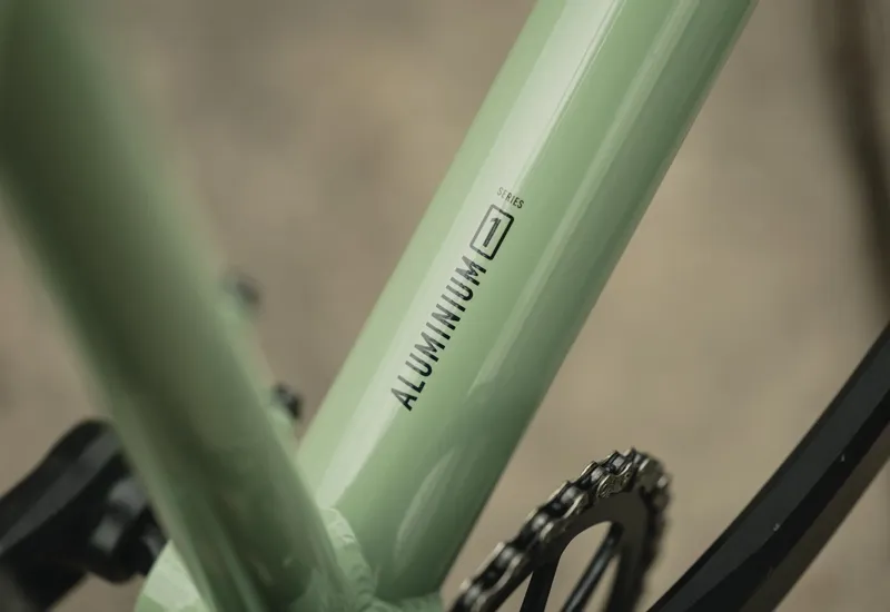Marin Kentfield 2 Hybrid Bike in Sage Green-2