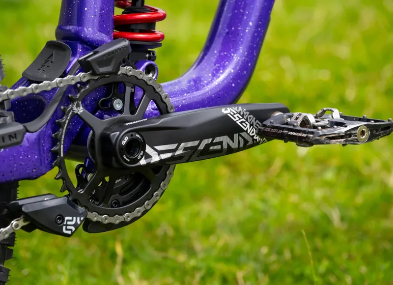 Marin Quake in Purple/Red-6