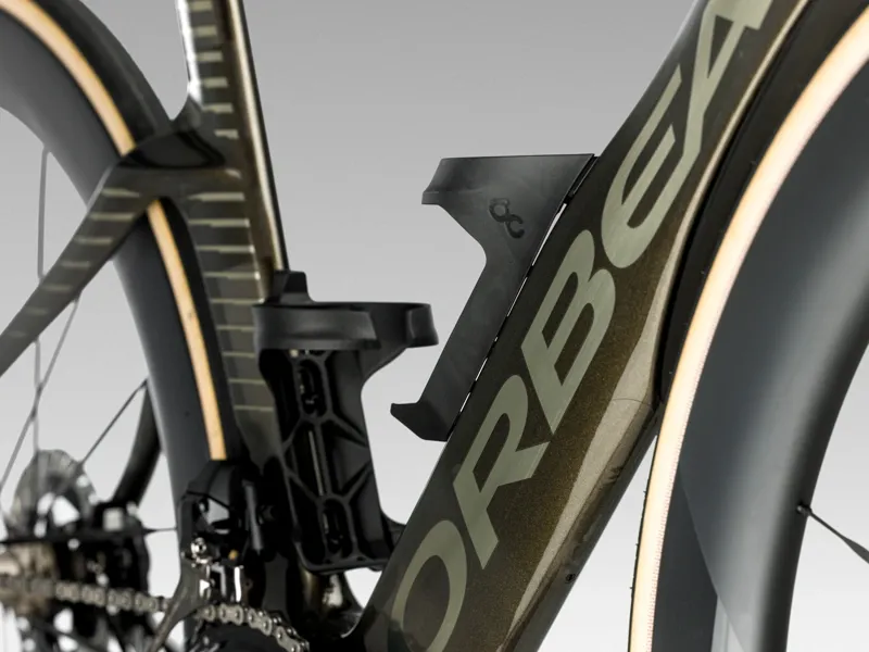 Orbea Orca Aero M22 LTD Road Bike in Magic Gold CView and Titanium-7