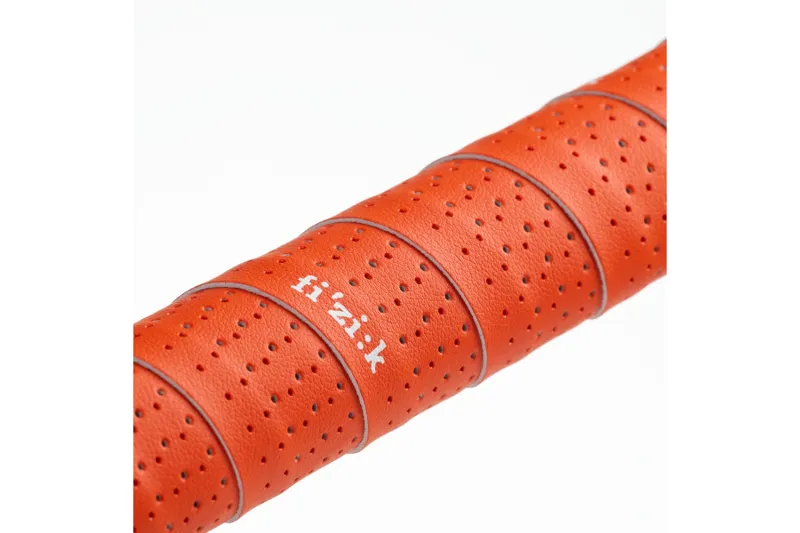 Fizik Tempo Microtex Classic Handlebar Tape in White-3