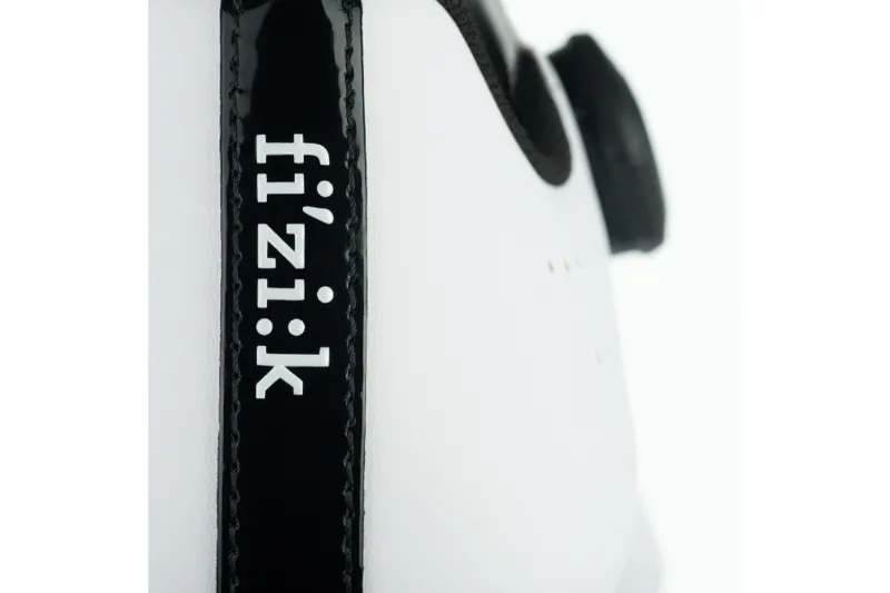 Fizik R5 Tempo Overcurve Road Shoe in White-2