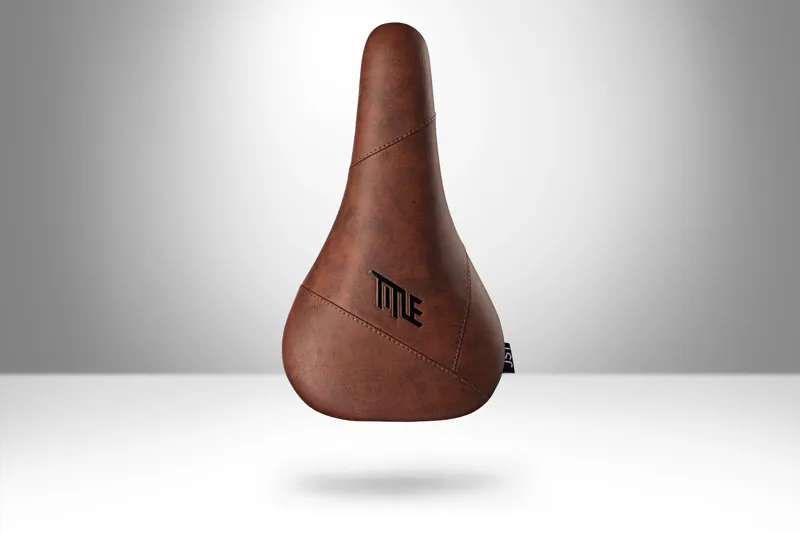 Title JS1 Brown DJ Saddle