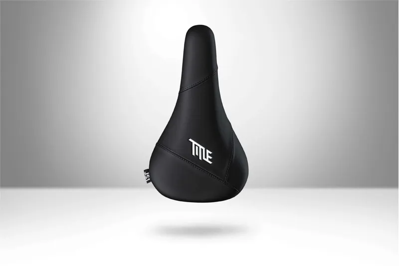Title JS1 Black DJ Saddle 