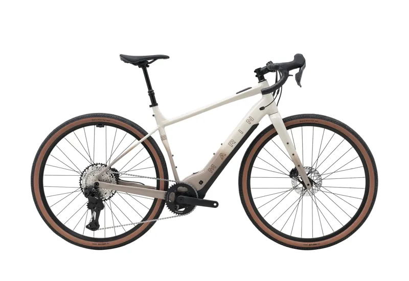 Marin Lombard E2 in Off White