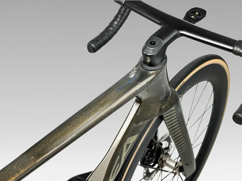 Orbea Orca Aero M22 LTD Road Bike in Magic Gold CView and Titanium-5