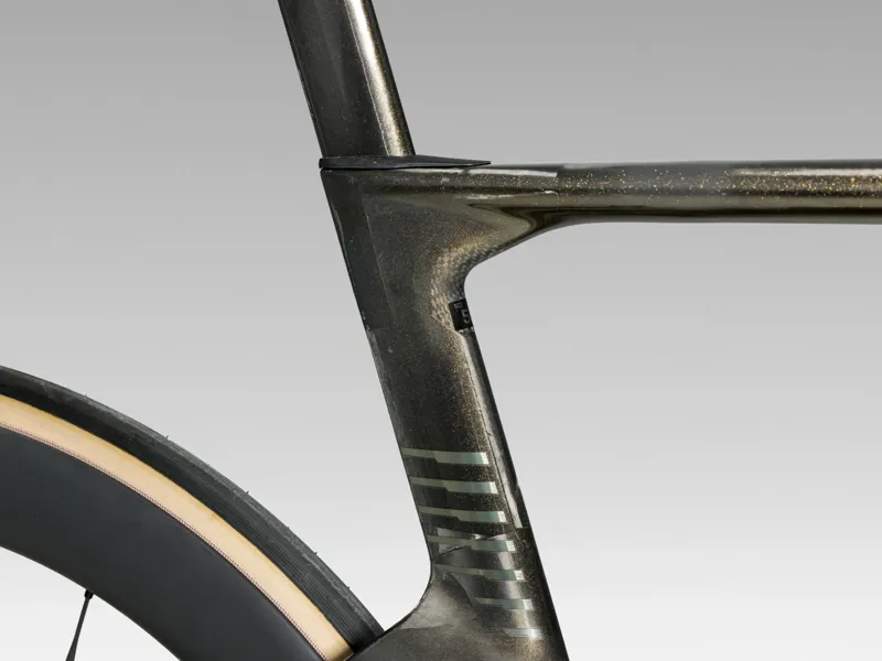 Orbea Orca Aero M22 LTD Road Bike in Magic Gold CView and Titanium-3
