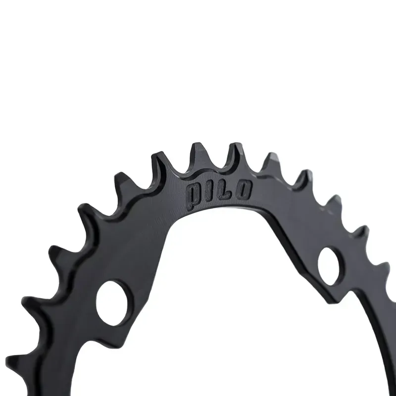 Pilo Round 104-bcd 32-tooth Chainring in Black